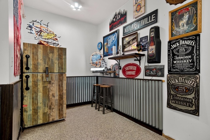 6302 Winchester, ROCKFORD, Illinois 61109, 4 Bedrooms Bedrooms, ,3 BathroomsBathrooms,House,For Sale,Winchester,202601649