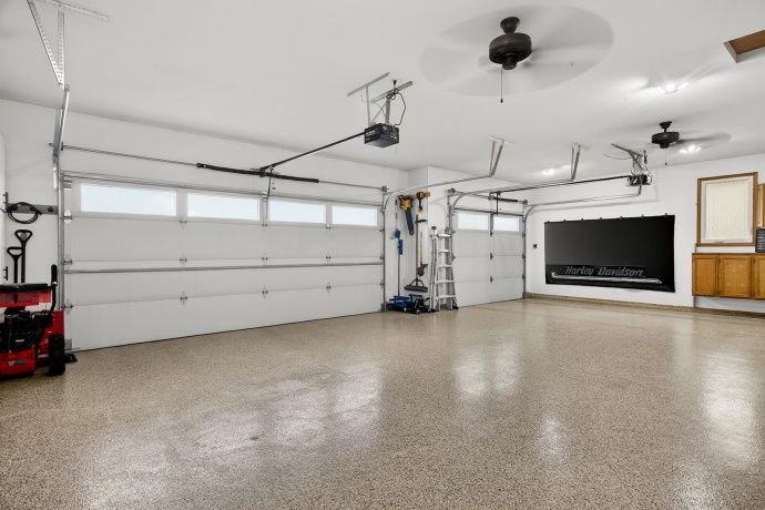 6302 Winchester, ROCKFORD, Illinois 61109, 4 Bedrooms Bedrooms, ,3 BathroomsBathrooms,House,For Sale,Winchester,202601649