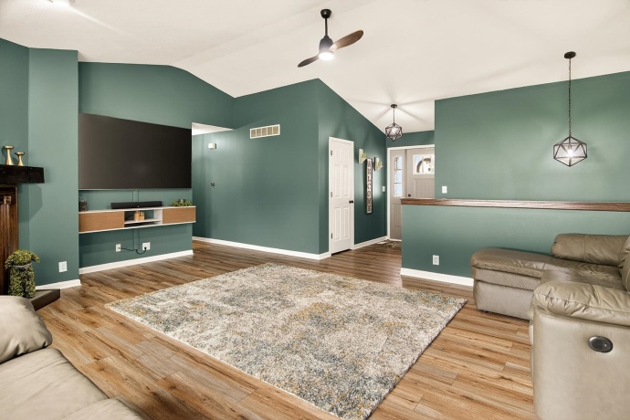 6302 Winchester, ROCKFORD, Illinois 61109, 4 Bedrooms Bedrooms, ,3 BathroomsBathrooms,House,For Sale,Winchester,202601649