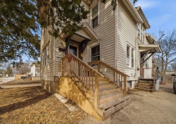 506 Ave F, STERLING, Illinois 61081, ,2 Units,For Sale,Ave F,202601646