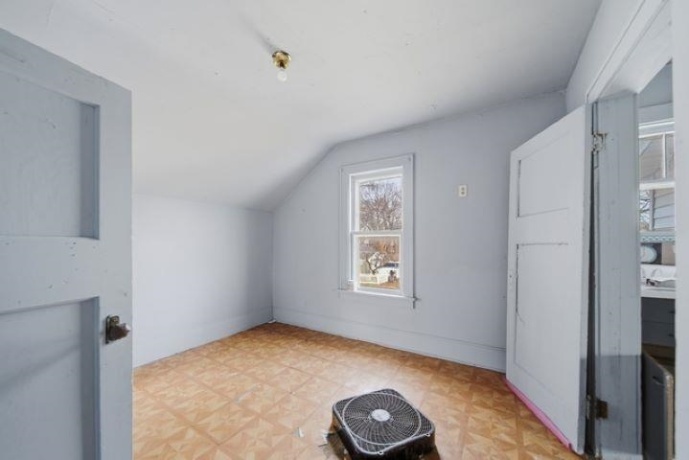 506 Ave F, STERLING, Illinois 61081, ,2 Units,For Sale,Ave F,202601646