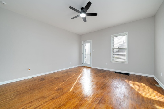 1208 Whitney, BELVIDERE, Illinois 61008, 2 Bedrooms Bedrooms, ,1 BathroomBathrooms,House,For Sale,Whitney,202601651