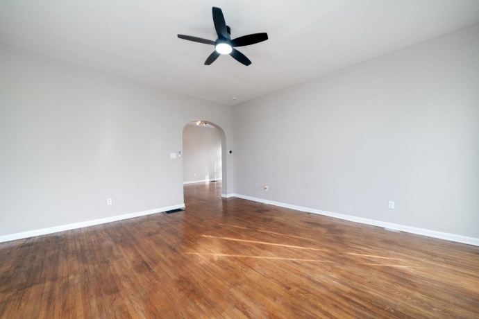 1208 Whitney, BELVIDERE, Illinois 61008, 2 Bedrooms Bedrooms, ,1 BathroomBathrooms,House,For Sale,Whitney,202601651