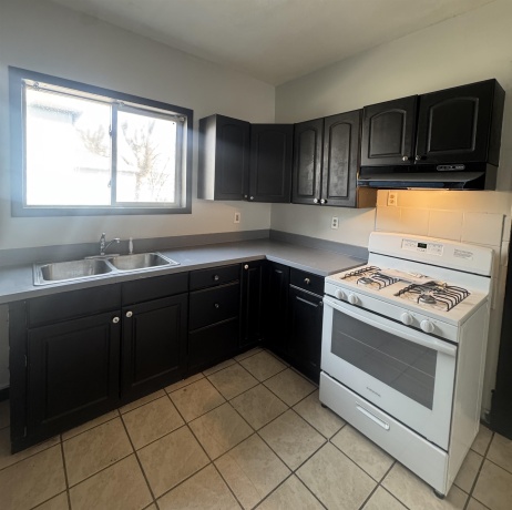 321 Albert, ROCKFORD, Illinois 61101, 4 Bedrooms Bedrooms, ,1 BathroomBathrooms,House,For Sale,Albert,202601654