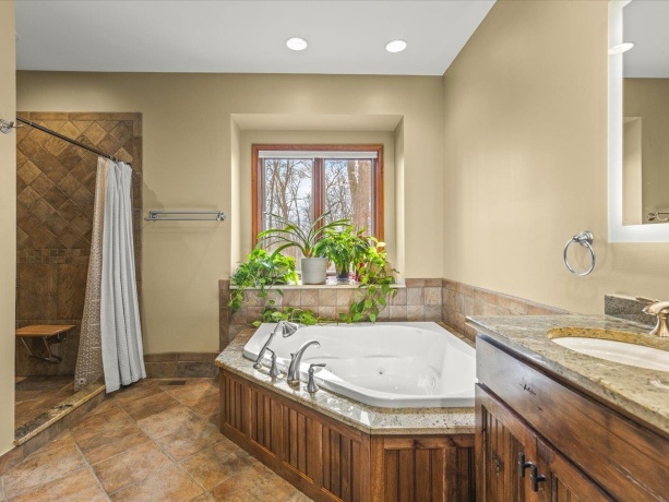 24-114 Lake Carroll, LAKE CARROLL, Illinois 61046, 6 Bedrooms Bedrooms, ,4 BathroomsBathrooms,House,For Sale,Lake Carroll,202601655