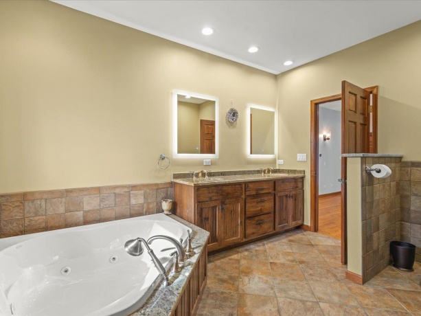 24-114 Lake Carroll, LAKE CARROLL, Illinois 61046, 6 Bedrooms Bedrooms, ,4 BathroomsBathrooms,House,For Sale,Lake Carroll,202601655