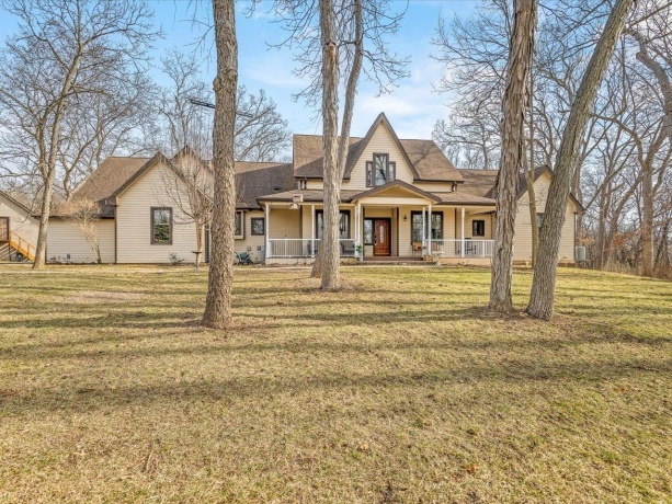 24-114 Lake Carroll, LAKE CARROLL, Illinois 61046, 6 Bedrooms Bedrooms, ,4 BathroomsBathrooms,House,For Sale,Lake Carroll,202601655