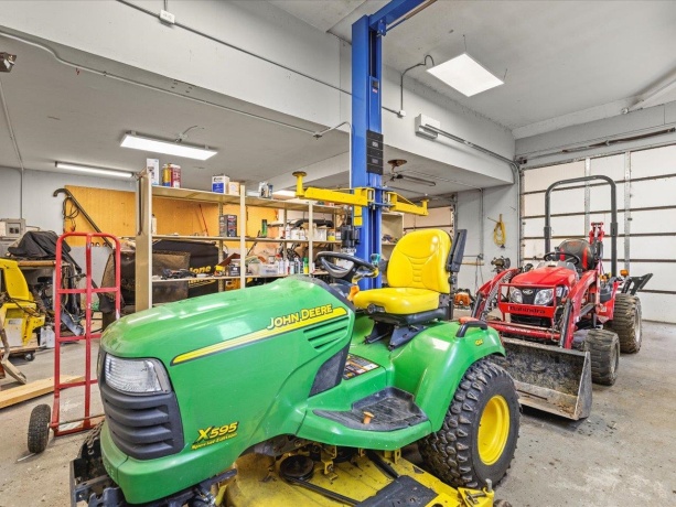 24-114 Lake Carroll, LAKE CARROLL, Illinois 61046, 6 Bedrooms Bedrooms, ,4 BathroomsBathrooms,House,For Sale,Lake Carroll,202601655