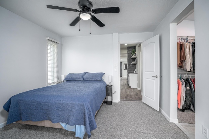 3215 GARFIELD, CLINTON, Iowa 52732, 2 Bedrooms Bedrooms, ,2 BathroomsBathrooms,House,For Sale,GARFIELD,202601658