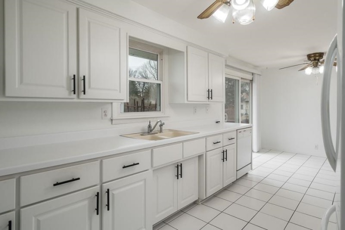 1231 VAN STONE, MACHESNEY PARK, Illinois 61115, 3 Bedrooms Bedrooms, ,1 BathroomBathrooms,House,For Sale,VAN STONE,202601241