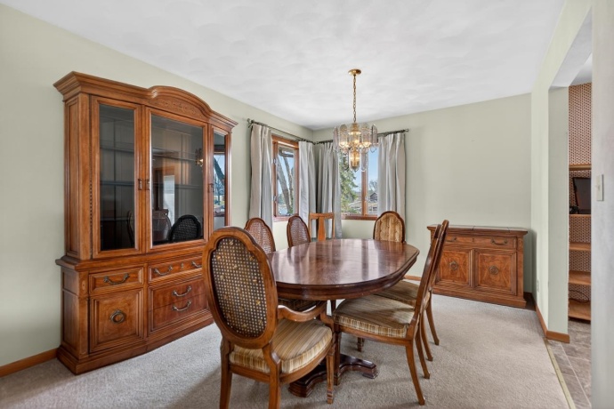 227 Lake Summerset, LAKE SUMMERSET, Illinois 61019, 3 Bedrooms Bedrooms, ,2 BathroomsBathrooms,House,For Sale,Lake Summerset,202601662