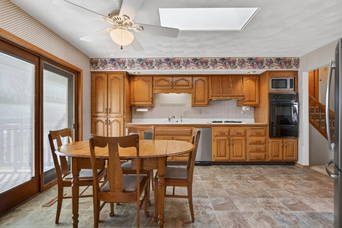 227 Lake Summerset, LAKE SUMMERSET, Illinois 61019, 3 Bedrooms Bedrooms, ,2 BathroomsBathrooms,House,For Sale,Lake Summerset,202601662