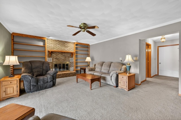 227 Lake Summerset, LAKE SUMMERSET, Illinois 61019, 3 Bedrooms Bedrooms, ,2 BathroomsBathrooms,House,For Sale,Lake Summerset,202601662