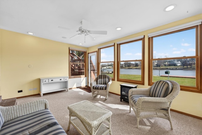 227 Lake Summerset, LAKE SUMMERSET, Illinois 61019, 3 Bedrooms Bedrooms, ,2 BathroomsBathrooms,House,For Sale,Lake Summerset,202601662