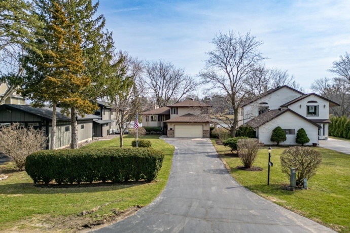 227 Lake Summerset, LAKE SUMMERSET, Illinois 61019, 3 Bedrooms Bedrooms, ,2 BathroomsBathrooms,House,For Sale,Lake Summerset,202601662