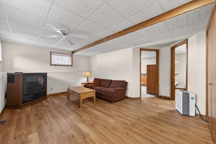 227 Lake Summerset, LAKE SUMMERSET, Illinois 61019, 3 Bedrooms Bedrooms, ,2 BathroomsBathrooms,House,For Sale,Lake Summerset,202601662