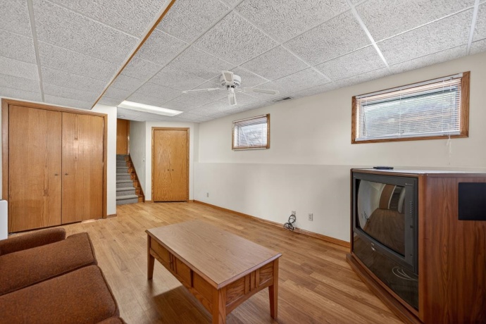 227 Lake Summerset, LAKE SUMMERSET, Illinois 61019, 3 Bedrooms Bedrooms, ,2 BathroomsBathrooms,House,For Sale,Lake Summerset,202601662