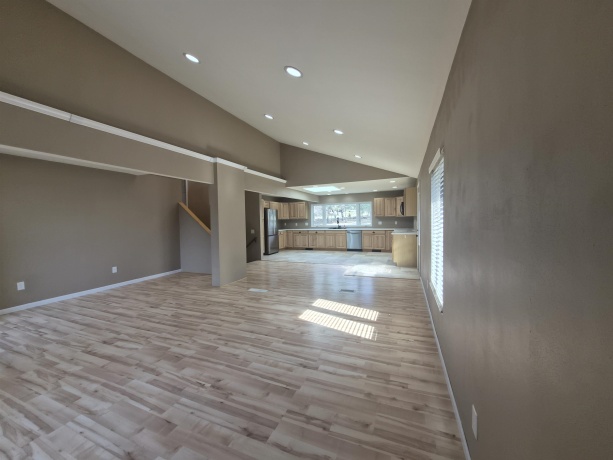 13439 Parkcrest, ROSCOE, Illinois 61073, 3 Bedrooms Bedrooms, ,2 BathroomsBathrooms,House,For Sale,Parkcrest,202601665