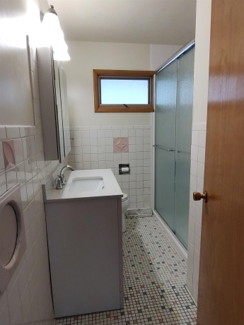 116 Vale, ROCKFORD, Illinois 61107, 3 Bedrooms Bedrooms, ,1 BathroomBathrooms,House,For Sale,Vale,202601666