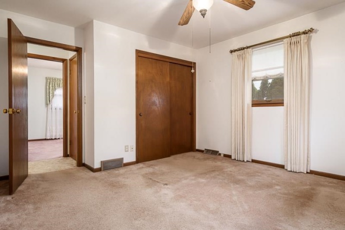 1110 Roxbury, ROCKFORD, Illinois 61107, 3 Bedrooms Bedrooms, ,2 BathroomsBathrooms,House,For Sale,Roxbury,202601667