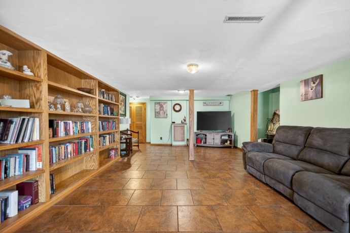 4653 LINDBLOOM, CHERRY VALLEY, Illinois 61016, 3 Bedrooms Bedrooms, ,3 BathroomsBathrooms,House,For Sale,LINDBLOOM,202601668