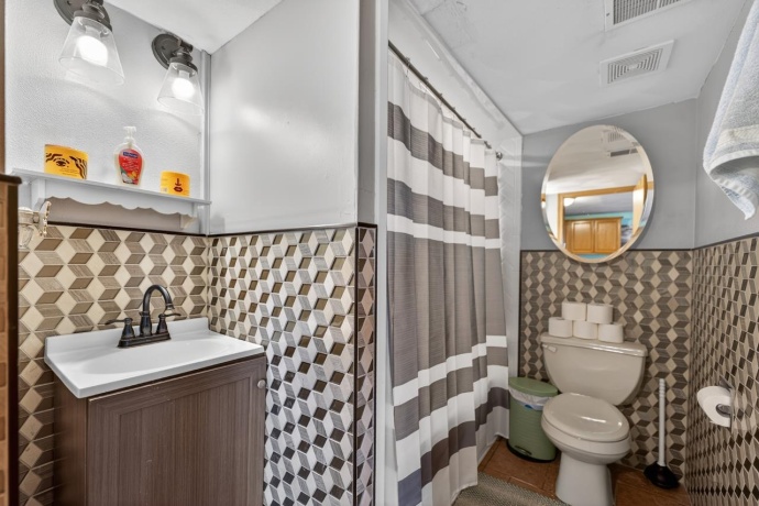 4653 LINDBLOOM, CHERRY VALLEY, Illinois 61016, 3 Bedrooms Bedrooms, ,3 BathroomsBathrooms,House,For Sale,LINDBLOOM,202601668