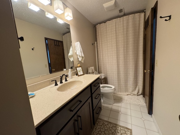 71 Sugarcreek Trail, GALENA, Illinois 61036, 2 Bedrooms Bedrooms, ,1 BathroomBathrooms,House,For Sale,Sugarcreek Trail,202601670