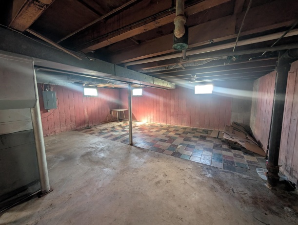 934 Jefferson, FREEPORT, Illinois 61032, 3 Bedrooms Bedrooms, ,1 BathroomBathrooms,House,For Sale,Jefferson,202601671