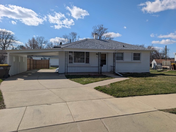 934 Jefferson, FREEPORT, Illinois 61032, 3 Bedrooms Bedrooms, ,1 BathroomBathrooms,House,For Sale,Jefferson,202601671