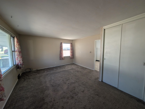 934 Jefferson, FREEPORT, Illinois 61032, 3 Bedrooms Bedrooms, ,1 BathroomBathrooms,House,For Sale,Jefferson,202601671