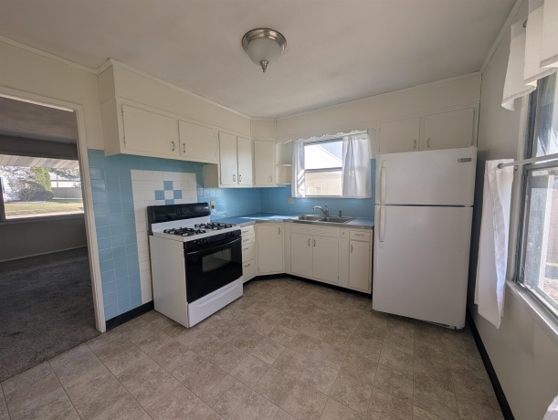 934 Jefferson, FREEPORT, Illinois 61032, 3 Bedrooms Bedrooms, ,1 BathroomBathrooms,House,For Sale,Jefferson,202601671