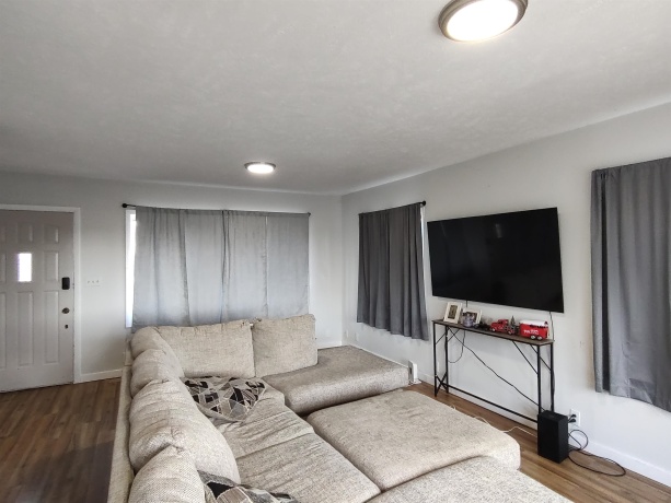 1982 Meridian, ROCKFORD, Illinois 61101, 3 Bedrooms Bedrooms, ,2 BathroomsBathrooms,House,For Sale,Meridian,202601673