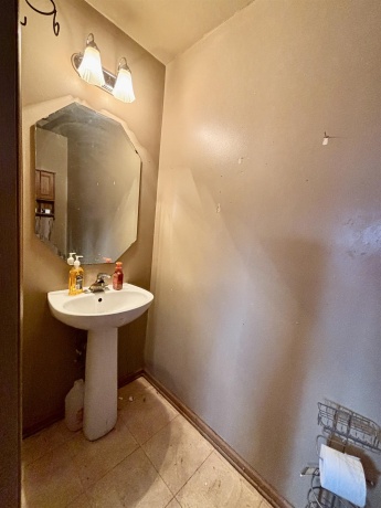 2419 Fairfield, BELVIDERE, Illinois 61008, 4 Bedrooms Bedrooms, ,2 BathroomsBathrooms,House,For Sale,Fairfield,202601674