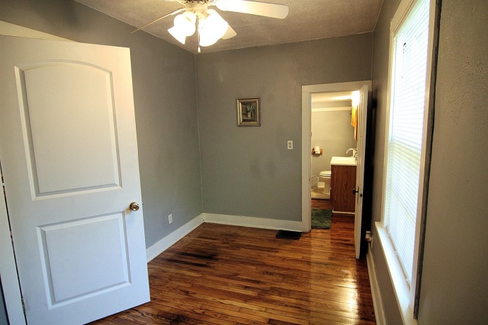 8119 Main, ROCKFORD, Illinois 61102, 3 Bedrooms Bedrooms, ,2 BathroomsBathrooms,House,For Sale,Main,202600449