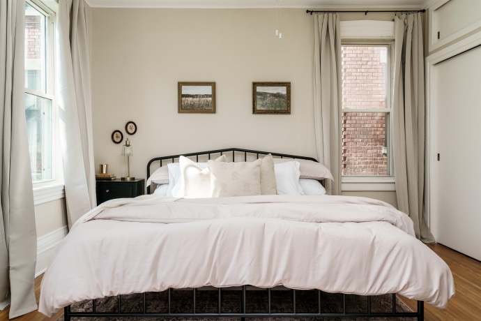 405 1st, ROCKFORD, Illinois 61104, 4 Bedrooms Bedrooms, ,2 BathroomsBathrooms,House,For Sale,1st,202601296