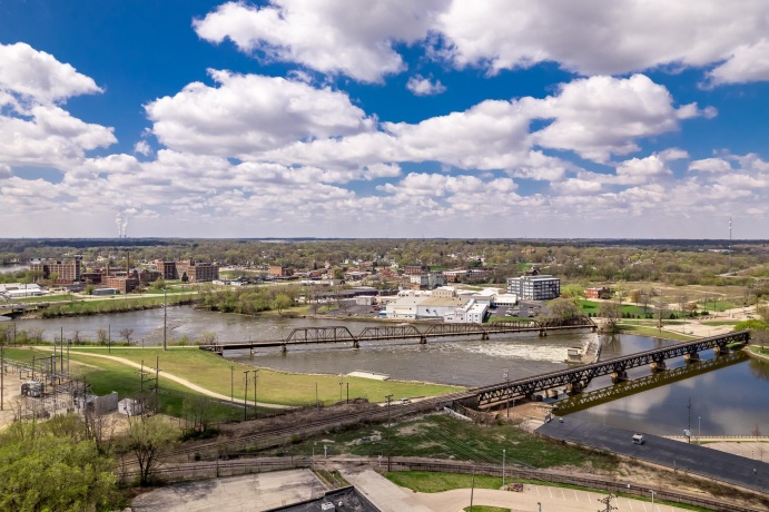 405 1st, ROCKFORD, Illinois 61104, 4 Bedrooms Bedrooms, ,2 BathroomsBathrooms,House,For Sale,1st,202601296