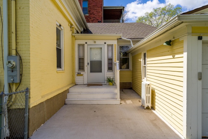 405 1st, ROCKFORD, Illinois 61104, 4 Bedrooms Bedrooms, ,2 BathroomsBathrooms,House,For Sale,1st,202601296