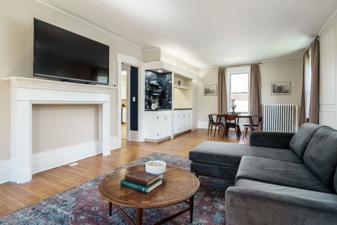 405 1st, ROCKFORD, Illinois 61104, 4 Bedrooms Bedrooms, ,2 BathroomsBathrooms,House,For Sale,1st,202601296