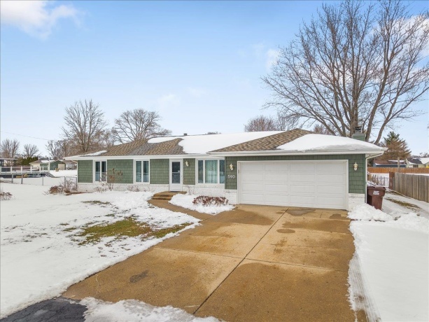 590 Brentwood, MACHESNEY PARK, Illinois 61115, 3 Bedrooms Bedrooms, ,2 BathroomsBathrooms,House,For Sale,Brentwood,202601505