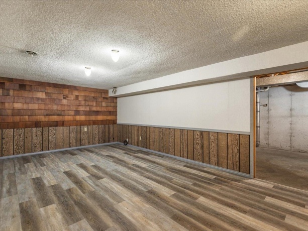 590 Brentwood, MACHESNEY PARK, Illinois 61115, 3 Bedrooms Bedrooms, ,2 BathroomsBathrooms,House,For Sale,Brentwood,202601505