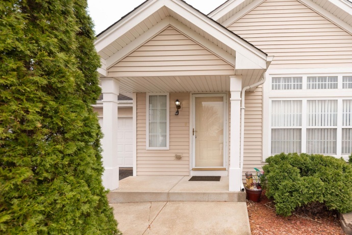 3842 Dunbury, ROCKFORD, Illinois 61101, 3 Bedrooms Bedrooms, ,2 BathroomsBathrooms,House,For Sale,Dunbury,202601679