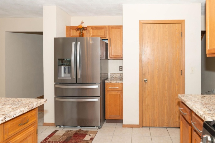 3842 Dunbury, ROCKFORD, Illinois 61101, 3 Bedrooms Bedrooms, ,2 BathroomsBathrooms,House,For Sale,Dunbury,202601679