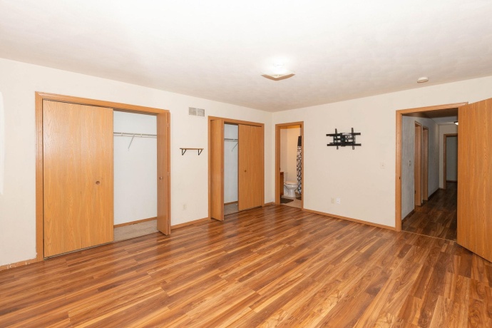 3842 Dunbury, ROCKFORD, Illinois 61101, 3 Bedrooms Bedrooms, ,2 BathroomsBathrooms,House,For Sale,Dunbury,202601679