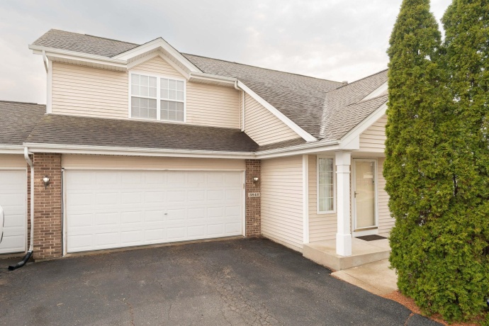 3842 Dunbury, ROCKFORD, Illinois 61101, 3 Bedrooms Bedrooms, ,2 BathroomsBathrooms,House,For Sale,Dunbury,202601679