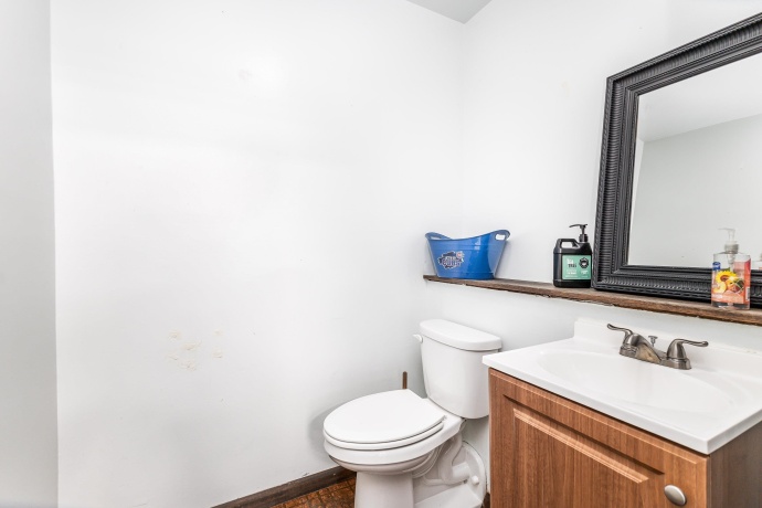 228 Main, SAVANNA, Illinois 61074, ,1 BathroomBathrooms,House,For Sale,Main,202601680
