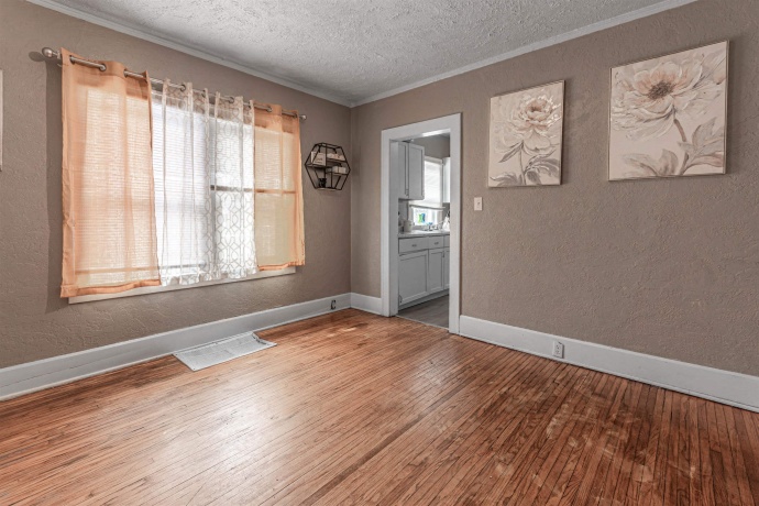 2325 4TH, ROCKFORD, Illinois 61104, 2 Bedrooms Bedrooms, ,1 BathroomBathrooms,House,For Sale,4TH,202601681