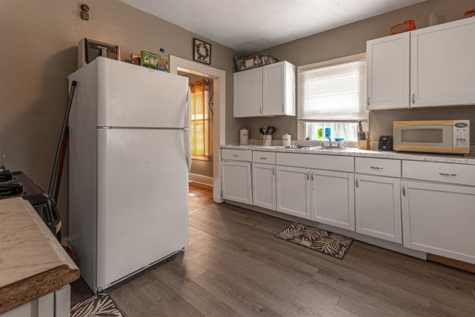 2325 4TH, ROCKFORD, Illinois 61104, 2 Bedrooms Bedrooms, ,1 BathroomBathrooms,House,For Sale,4TH,202601681