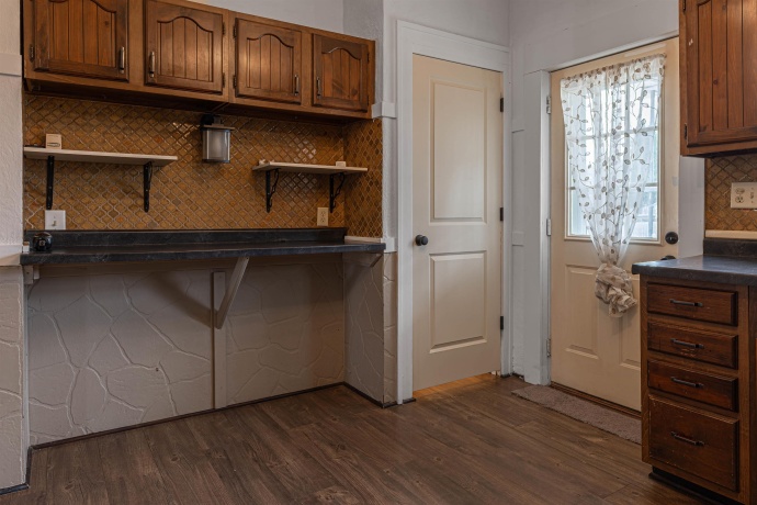 1615 15th, ROCKFORD, Illinois 61104, 3 Bedrooms Bedrooms, ,1 BathroomBathrooms,House,For Sale,15th,202601683