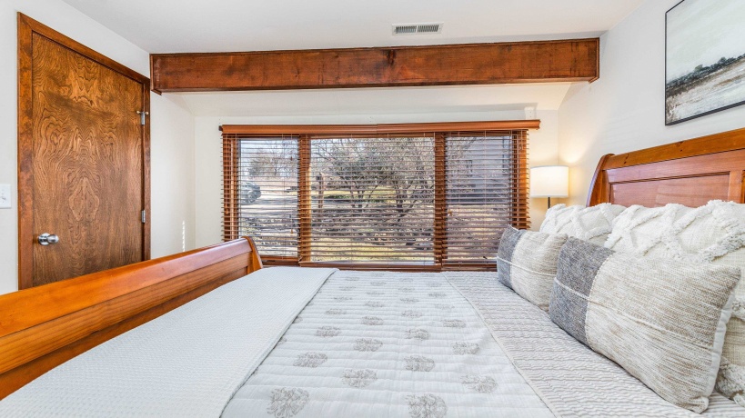 14 Pinehurst, GALENA, Illinois 61036, 3 Bedrooms Bedrooms, ,3 BathroomsBathrooms,House,For Sale,Pinehurst,202601684