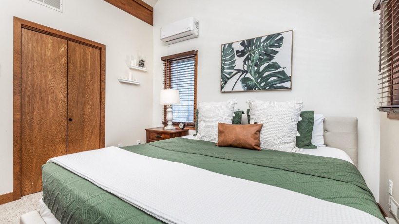 14 Pinehurst, GALENA, Illinois 61036, 3 Bedrooms Bedrooms, ,3 BathroomsBathrooms,House,For Sale,Pinehurst,202601684